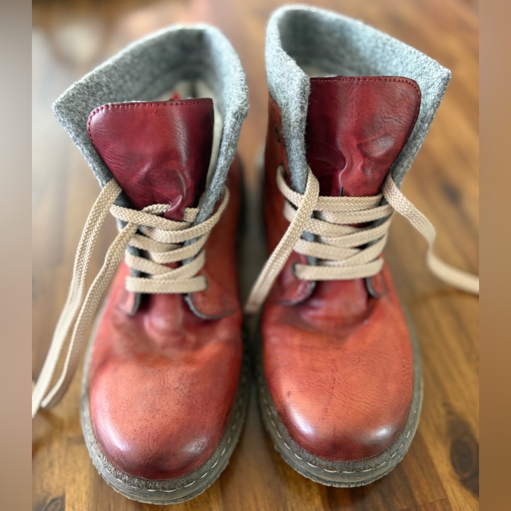 Rieker Red Leather Lace Up Boots with Gray Wool and Sherpa Women's Size 40